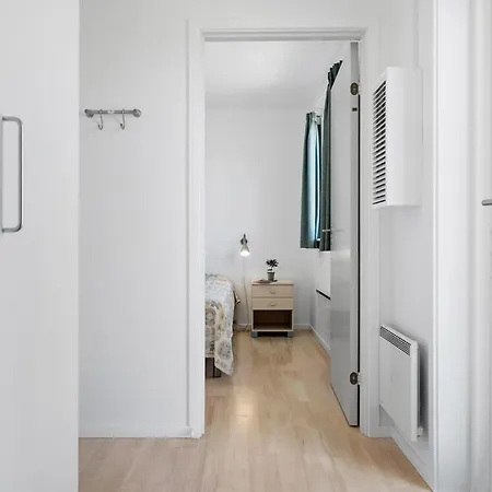 Sopark Lejl, 10 Apartment *